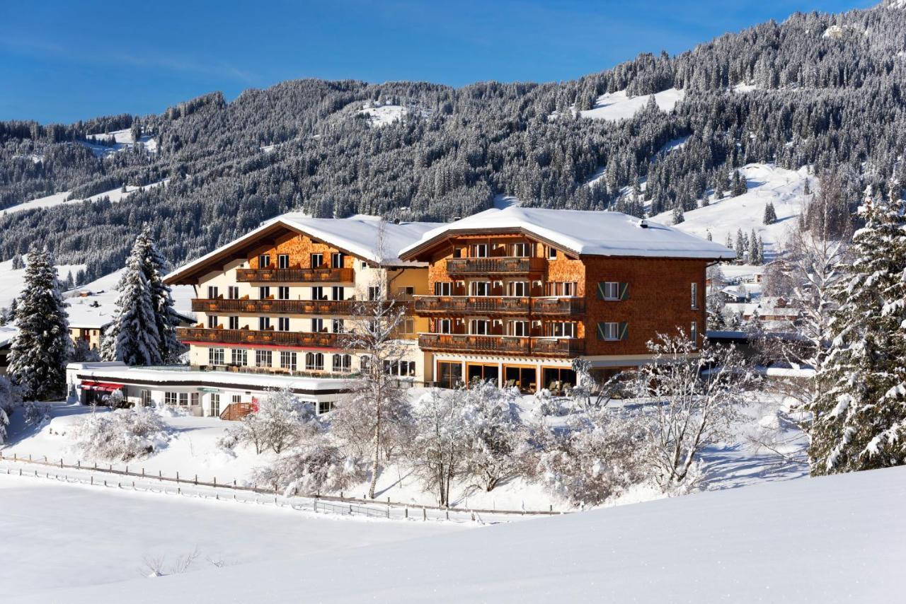 Hotel Hohenfels Таннхайм Экстерьер фото