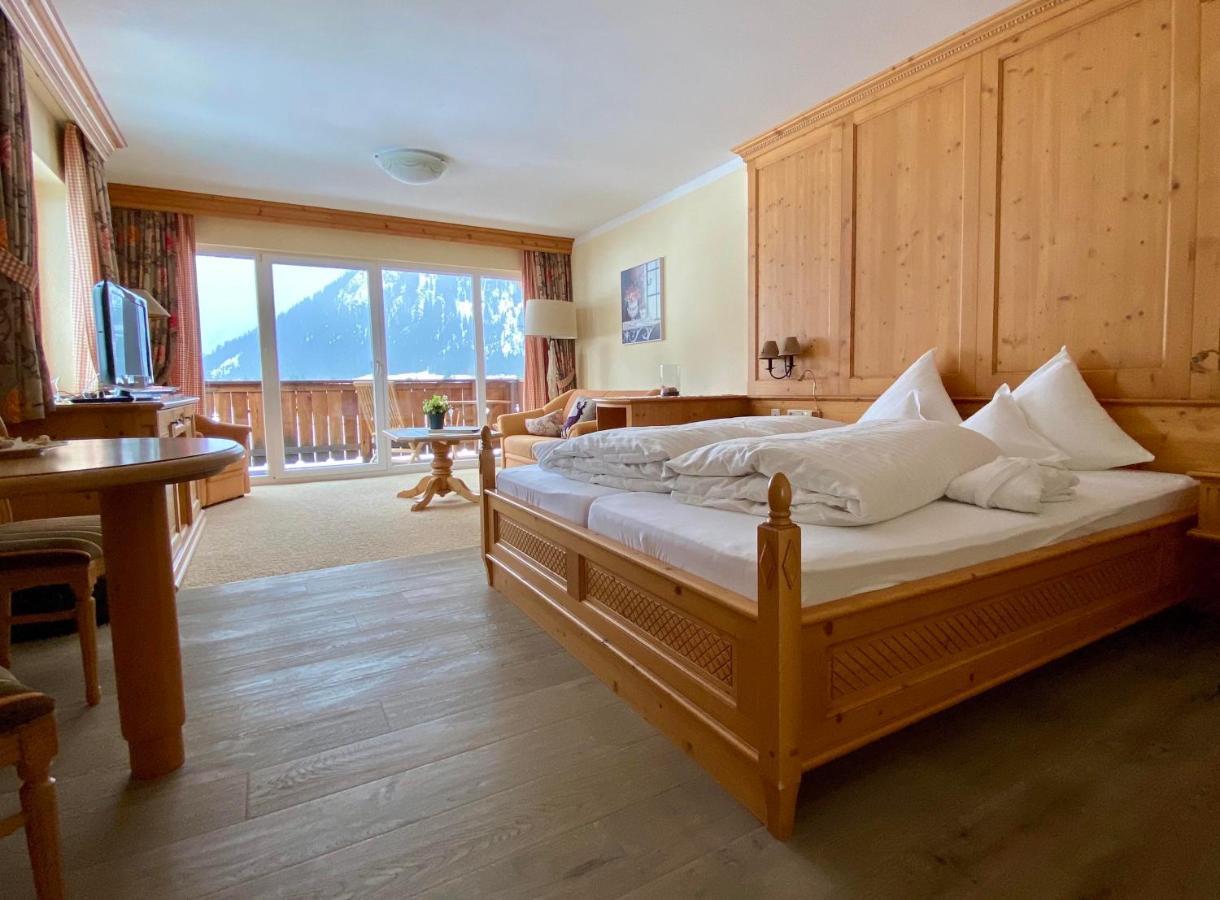 Hotel Hohenfels Таннхайм Экстерьер фото